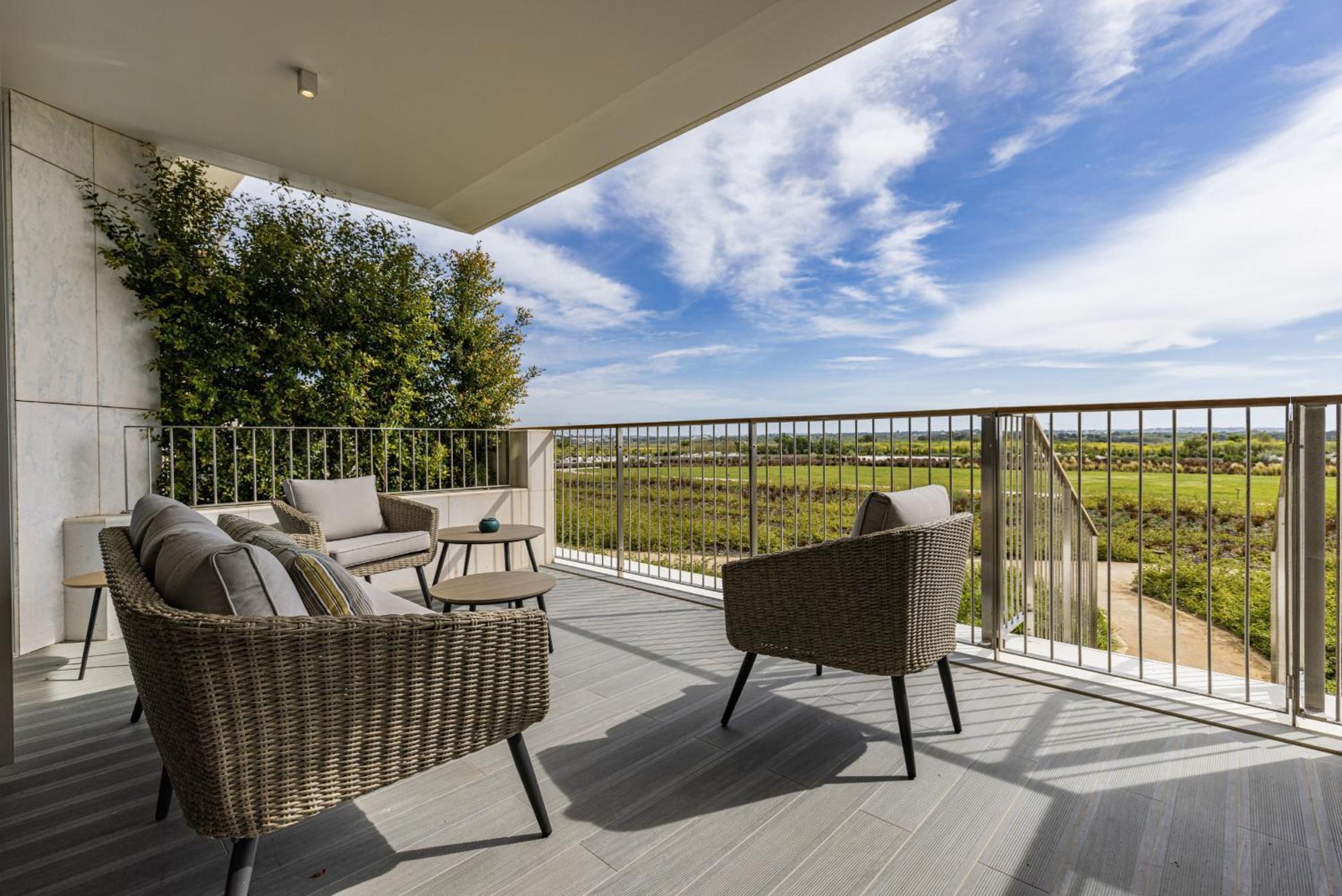 Apartment Bayline Ix By Innkeeper